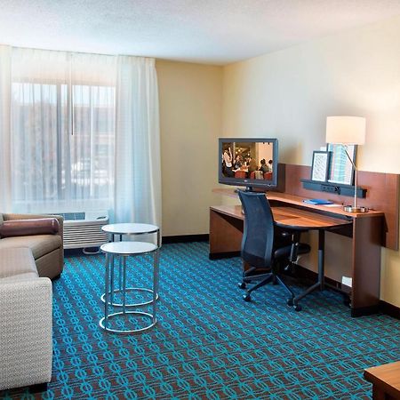 Fairfield Inn & Suites By Marriott Atlanta Buford/Mall Of Georgia Екстериор снимка